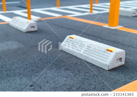 停車場護柱 133141365