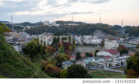 A view of Seiseki Sakuragaoka and the residential area along Kawasaki Kaido from a good vantage point for the night view 133142028