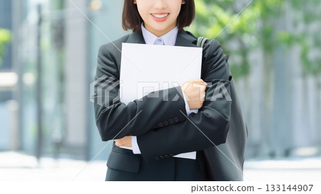 Young women job-hunting and new employees 133144907