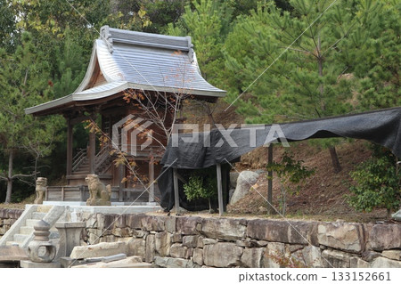 The beginning of autumn foliage at Daimonji Temple in Osaka 133152661