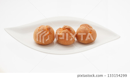 Petit cream puff Petit cream puff 133154299