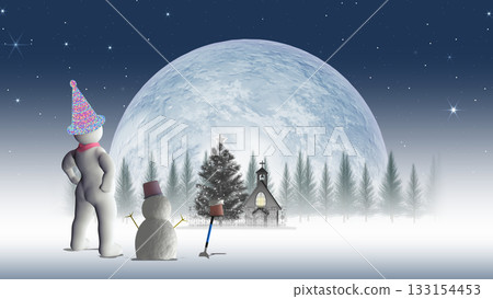 一個雪人望著沐浴在月光下的聖誕樹和教堂（可添加文字的背景素材） 133154453