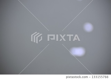 背景素材為模糊的櫻花花瓣 背景素材為模糊的櫻花花瓣 133155788