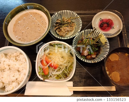 Grated yam rice set meal 133156523