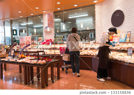 November: Supermarket bakery 133158836