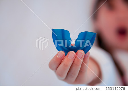 兒童正畸治療採用矯正前療法 133159076