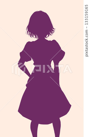 站立的女性輪廓 133159165