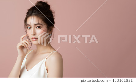 Beauty portrait of a beautiful woman with a clear complexion 133161851