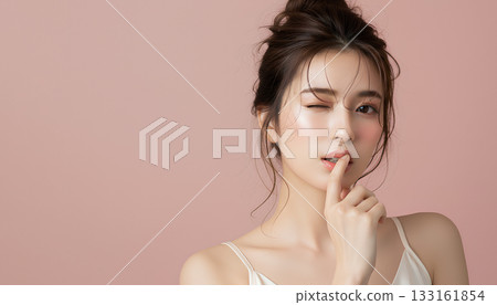 Beauty portrait of a beautiful woman with a clear complexion 133161854