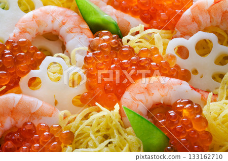 chirashi sushi  133162710