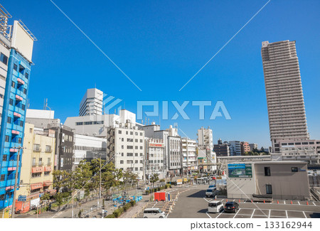 Osaka Keihan Kyobashi Station and surrounding streets 133162944