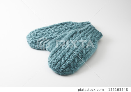 Image of knitted gloves Image of knitted gloves 133165348