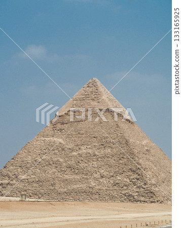 Egypt, Giza, Three Great Pyramids, Pyramid of Khafre 133165925