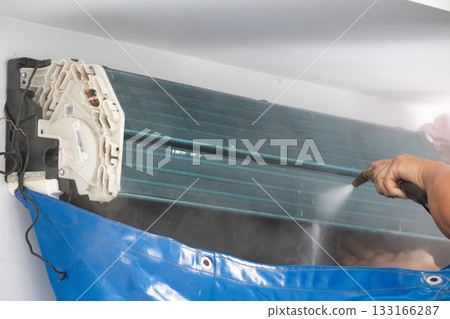 air conditioning cleaning service with water spray air conditioning cleaning service with water spray 133166287