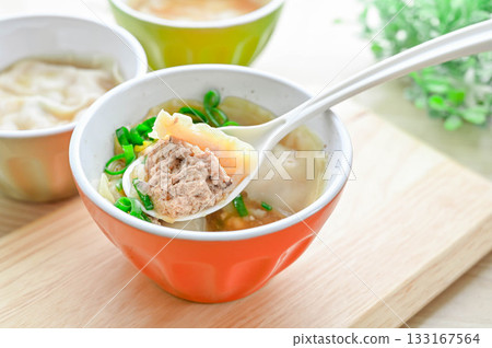 Unwrapped Xiaolongbao Unwrapped Xiaolongbao 133167564