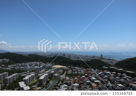 Suma residential area seen from Hatafuri Chaya (Kobe City, Hyogo Prefecture) Suma residential area seen from Hatafuri Chaya (Kobe City, Hyogo Prefecture) 133168785
