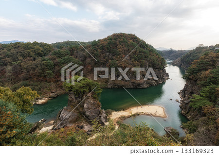 Goseokbawi Rock in Cheorwon Goseokbawi Rock in Cheorwon 133169323