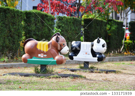 Uchiya South Entrance Park_04 133171939