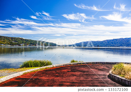 從諏訪湖眺望富士山 從諏訪湖眺望富士山 133172100