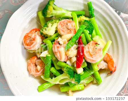 Chinese home-cooked dish: Chinese stir-fried shrimp, broccoli, and asparagus Chinese home-cooked dish: Chinese stir-fried shrimp, broccoli, and asparagus 133172237
