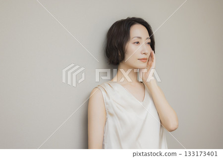 中年女性美女形象 中年女性美女形象 133173401