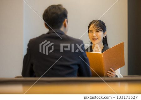 Couple in a hotel restaurant 133173527