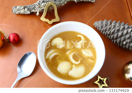 typical spanish and catalan soup for christmas 133174929
