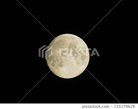 Full Moon in near plan Full Moon in near plan 133179629
