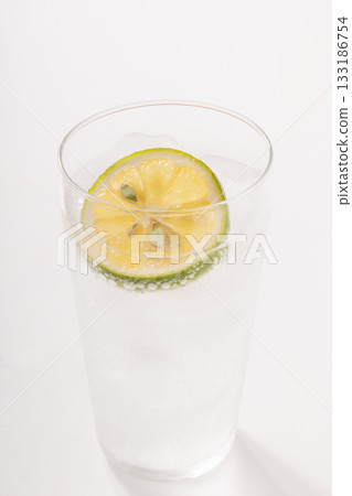 Kabosu juice (carbonated water) Kabosu juice (carbonated water) 133186754