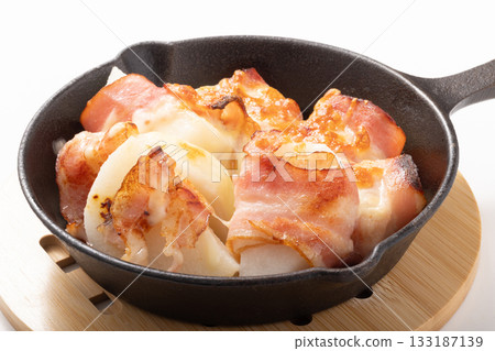 Grilled Yam with Bacon 133187139