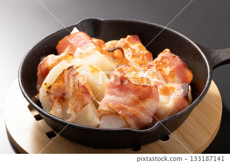 Grilled Yam with Bacon 133187141