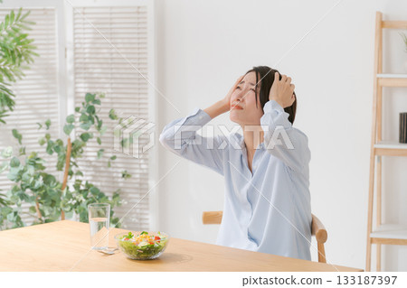 一個不喜歡蔬菜的女人 一個不喜歡蔬菜的女人 133187397