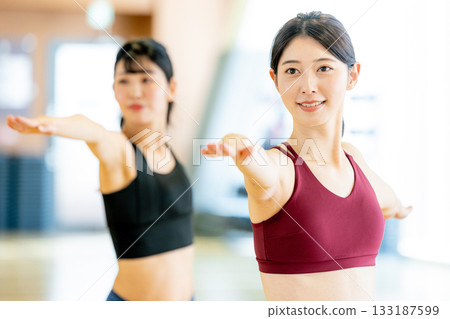 Yoga women 133187599