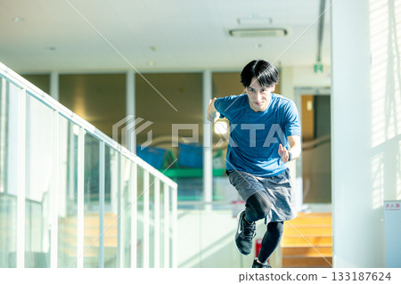 Men who play sports Men who play sports 133187624