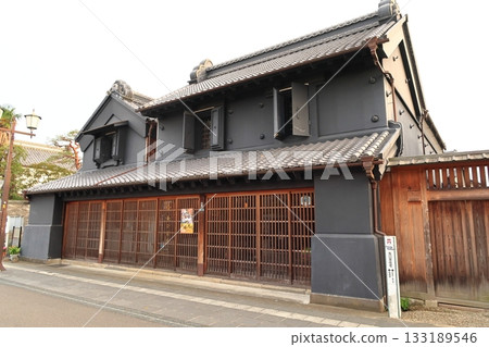 街角倉庫景色 街角倉庫景色 133189546