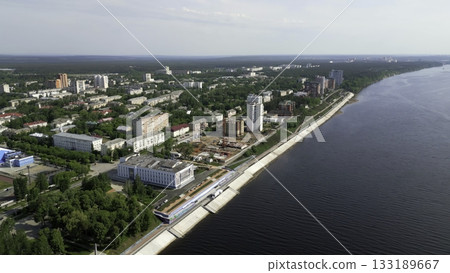 Nizhny novgorod cityscape embracing the volga river on a clear summer day. Clip Nizhny novgorod cityscape embracing the volga river on a clear summer day. Clip 133189667