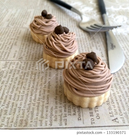 Mont Blanc icing cookies 133190371