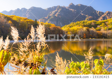長野縣：鏡池與戶隱的秋色美景 133191415