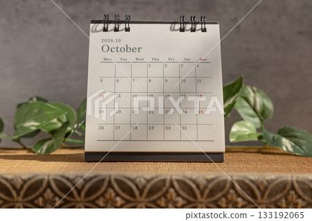 2026年10月台曆 - 高對比材質 133192065