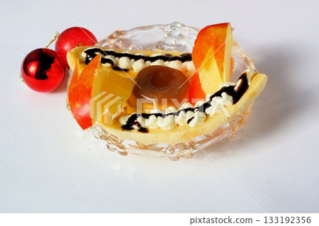 Pudding a la mode 133192356