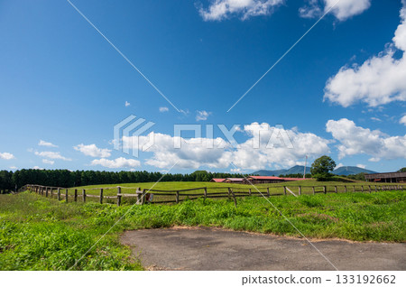 Shizukuishi countryside landscape: Vast farmland 133192662