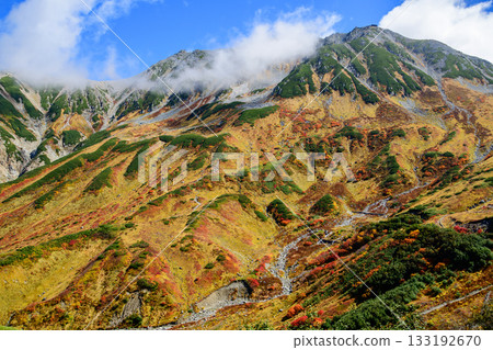Autumn: View of Mt. Oyama, the main peak of Mt. Tateyama, from Murododaira, Toyama Prefecture 133192670