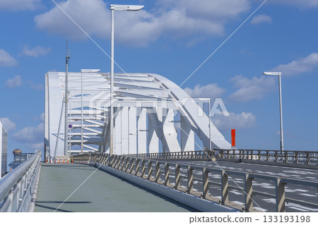 Yumeshima Yumemai Bridge 133193198