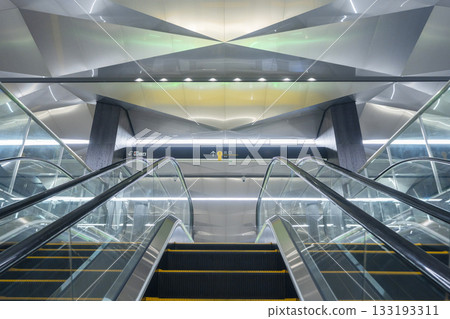 大阪地鐵夢島站手扶梯 大阪地鐵夢島站手扶梯 133193311