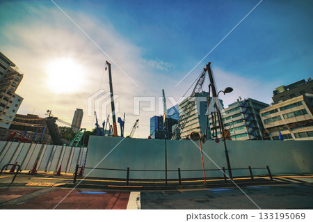 港區赤坂市建築工地上的起重機 [開發圖片] 133195069