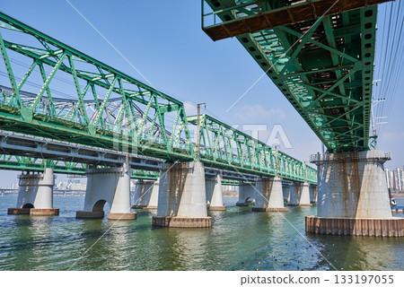 Hangang railway bridge over Han river in Seoul, South Korea 133197055