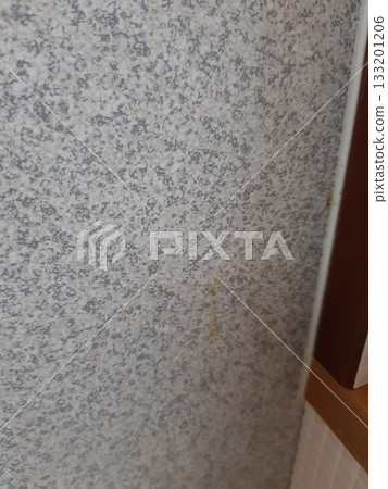 牆面污漬 牆面材料 133201206