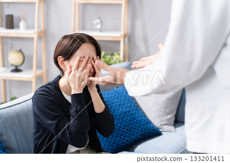 夫妻家庭暴力爭吵 133201411