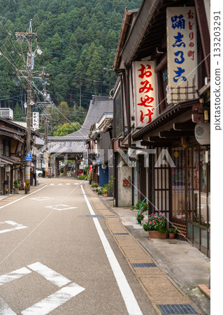 Gifu Prefecture: The old townscape of Gujo Hachiman and Hachiman Town 133203291