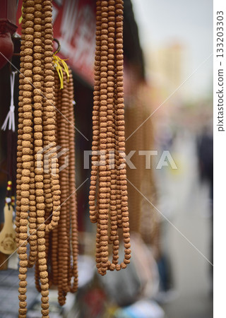 Panjiayuan Antique Market (Beijing Antique Market), biggest arts, crafts, and antiques market in Beijing, China 133203303